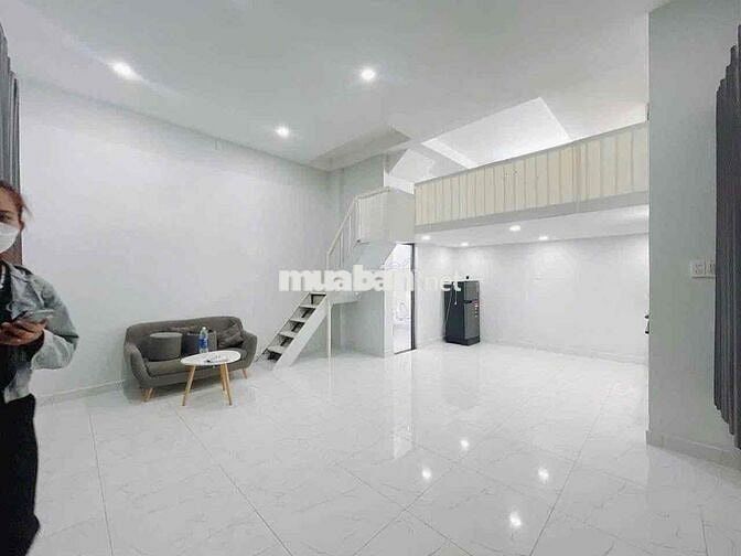 Duplex full q4 rộng rãi gác cao gần trung tâm q1 có nội thất sạch sẽ