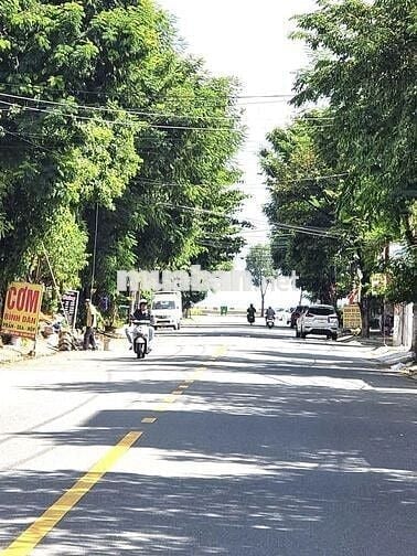 🏩 Bán đất sát biển mt Hồ Tùng Mậu, 81m2, 8.x tỷ tl