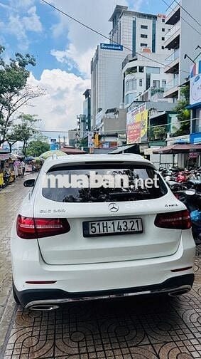 Mercedes Benz GLC 2019 300 4Matic - 67999 km