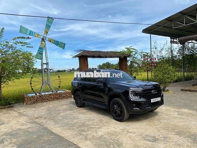 Ford Everest 2023 Sport 2.0L 4x2 AT - 30000 km