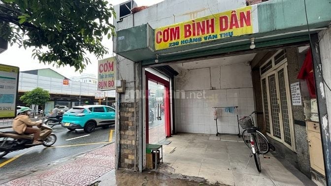Nhà 2 mặt tiền đường lớn 30m trước bán quán ăn nay cần cho thuê lại