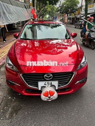 Mazda 3 2019 1.5L Luxury - 72000 km