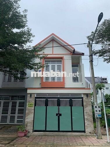 BÁN NHÀ MẶT TIỀN BẾN CÁT - BÌNH DƯƠNG CHỈ 1TY350