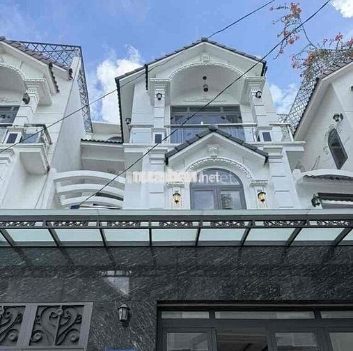 BIỆT THỰ MỚI XÂY, 80m2 NHÀ BÈ, OTO NGỦ TRONG NHÀ, DỌN VÀO Ở NGAY.