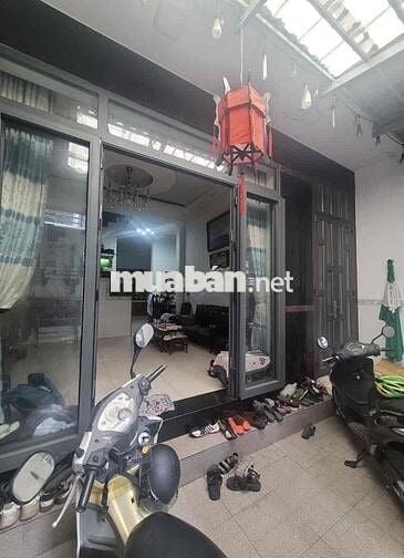 Cần bán nhà Đồng Đen, tân bình,4tầng.5pn.5,7x12.nhỉnh 11tỷ