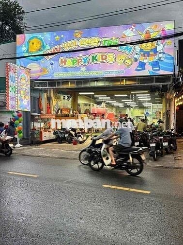 cho thuê mặt tiền buổi sáng phía trc