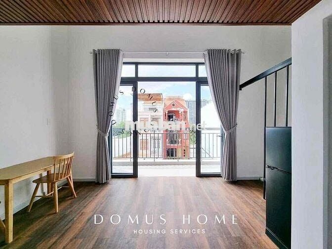 Duplex ban công rộng rãi gần cầu Khánh Hội Full rộng rãi sạch sẽ