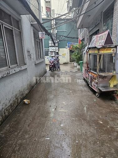 BAY NHANH VILLA CẦU GIẤY- NỘI THẤT VIP-THANG MÁY- Ô TÔ TRÁNH 20M