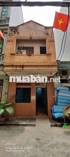 Cho thuê toàn bộ nhà 2 tầng DT40x2=80m2, cạnh HVCS và ĐH Mỏ Địa Chất