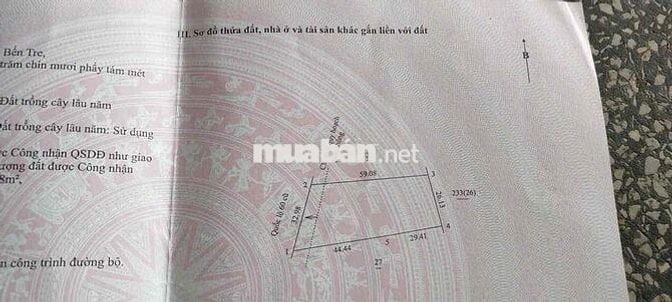 bán đất mặt tiền  có nhà cấp 4
