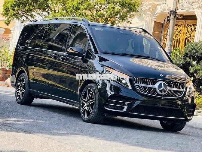 Mercedes Benz V250AMG Model 2023 - Bank 90%