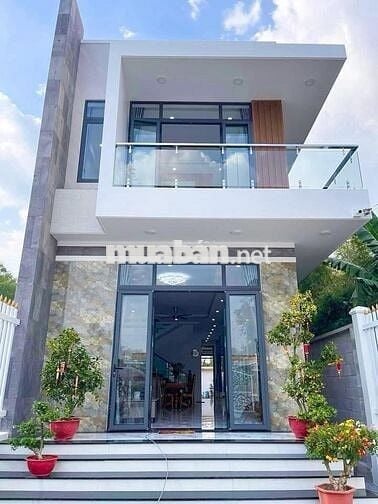 BÁN NHÀ 1 TRỆT 1 LẦU MỚI XÂY – CỔNG 11 BIÊN HÒA SỔ RIÊNG HOÀN CÔNG