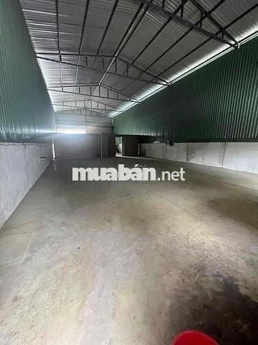 Cho thuê xưởng Mt đường chính,sẵn điện 3F ,Trung tâm P.Trảng Dài