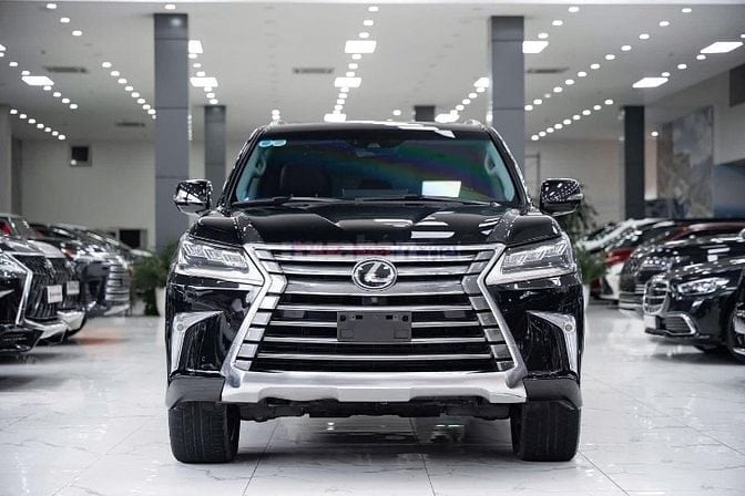 Bán  Lexus LX570 nhập Mỹ, sản xuất 2020, lăn bánh 4 vạn km.