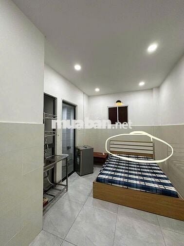 Cho thuê phòng trọ CMT8 full nội thất