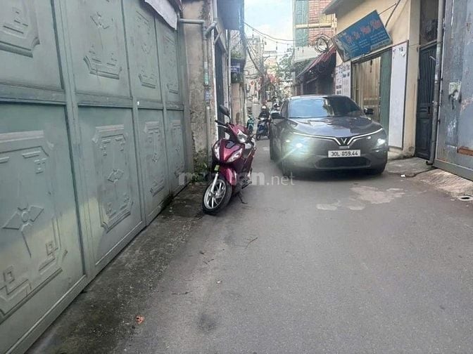 [ĐẦU TƯ] Bán nhà C4 Xuân Đỉnh 56m2, MT6m ô tô, không quy hoạch 12.9 tỷ