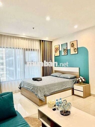 Cần bán căn Vinhomes smart city Studio 43m tầng trung, full đồ, sẵn sổ