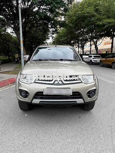 Mitsubishi Pajero Sport 2014 G 4x2 AT - 80000 km