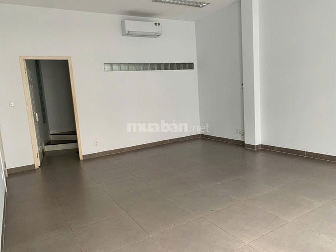 Cho thuê nhà mặt tiền Nguyễn Thượng Hiền, P.5, Q.PN giá 26tr