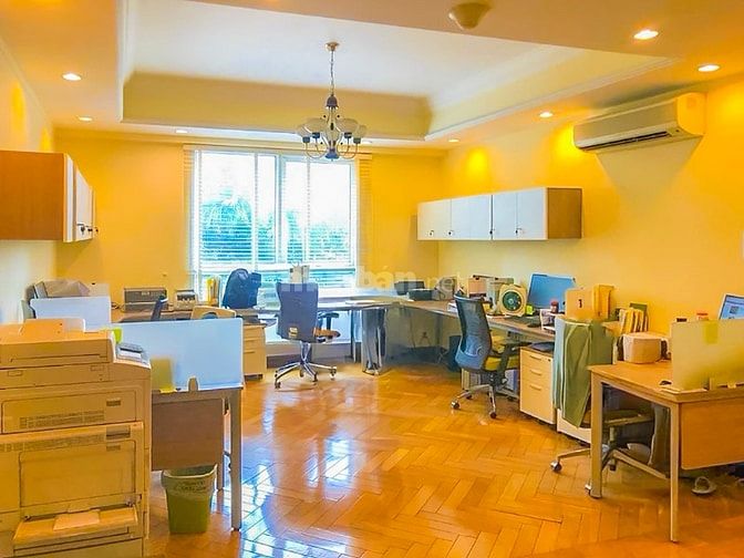 Bán Căn hộ tại The Manor Bình Thạnh tầng thấp 3 phòng ngủ 139m2
