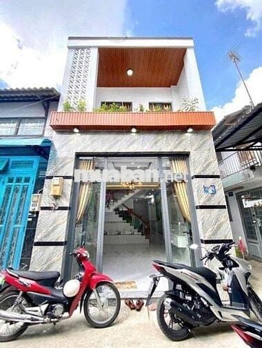 Mới keng trệt lầu 4,1*12; 2pn có máy lạnh hẻm xe hơi