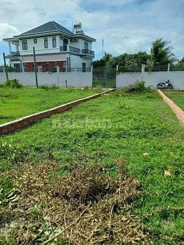 BÁN GẤP ĐẤT NỀN LONG AN GIÁ 800TRIEU - SỔ HỒNG RIÊNG