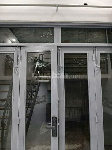 Thuận An, HCM Bán CHDV 87 phòng dòng tiền 250 triệu/tháng. DT gần 900m