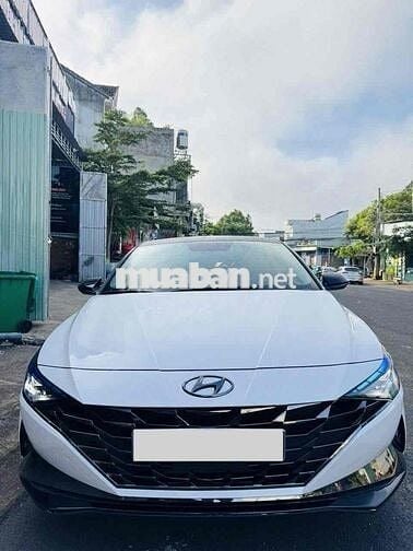 Hyundai Elantra 2023 1.6 AT Đặc biệt - 37000 km