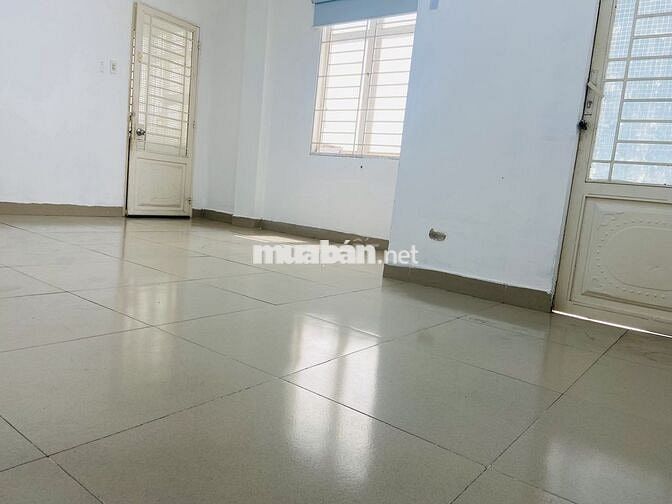 Cho thuê mặt bằng văn phòng Lầu 1 tại P.Tân Định Q1