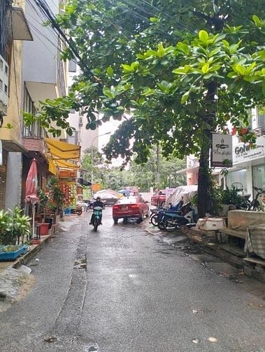 BÁN NHÀ CẦU GIẤY, HỒ TÙNG MẬU: CCMN 6 TẦNG THANG MÁY, 10 PHÒNG KK