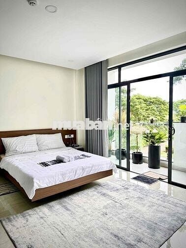 Căn hộ 1PN  45m2 ban công thoáng nội thất cao cấp ở Huỳnh Văn Bánh