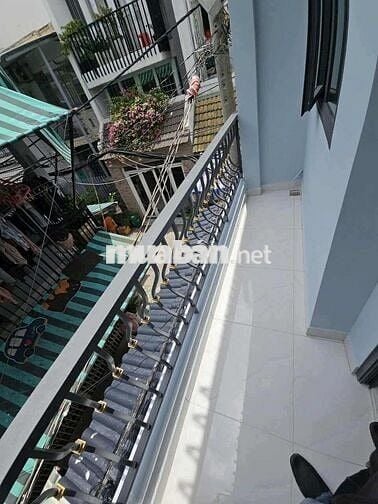 Bán nhanh nhà 1T1L 47m2/1ty850 gần chợ Bình Chánh, Đ. Đinh Đức Thiện.