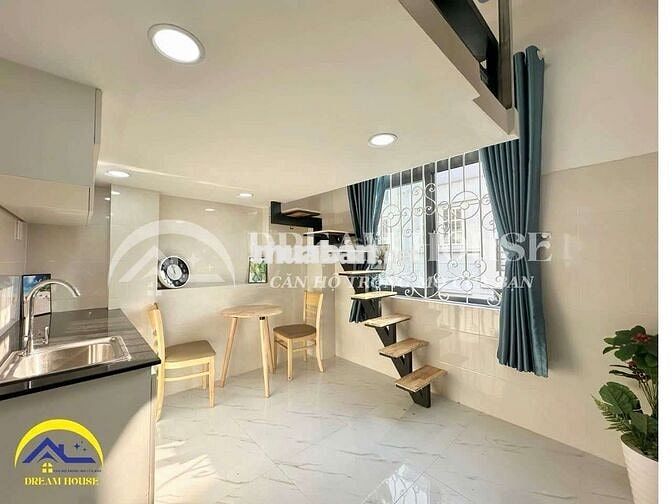 DUPLEX CỬA SỔ GIÓ TRỜI SIÊU TO - GẦN SÁT ĐẠI HỌC VĂN HIẾN