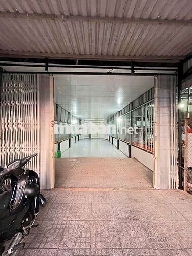 Cho Thuê Mặt Tiền Hoàng Quốc Việt gần vòng xoay