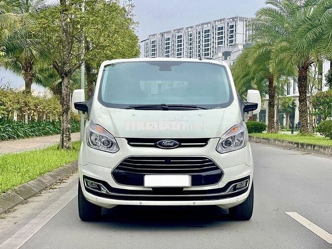 Ford Tourneo 2020 Titanium gói thương gia đẳng cấp