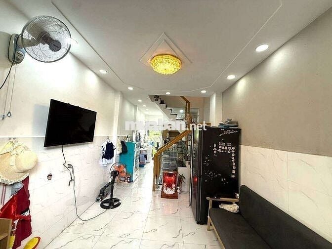 Nhà đẹp 2T thống nhất gò vấp 3.2x8 chỉ 2.97 tỷ,hiếm khó tìm, sổ riêng