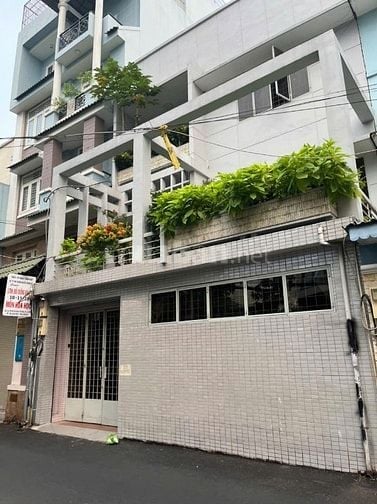 Bán nhà ngay mặt tiền Cao Thắng, p3,q3.DT;7,5x9, 1tr3l, giá:27 tỷ