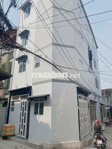 Nhà 1 Trệt 3 Lầu 3PN 3WC Hẻm Xe Hơi 458 Huỳnh Tấn Phát Q.7