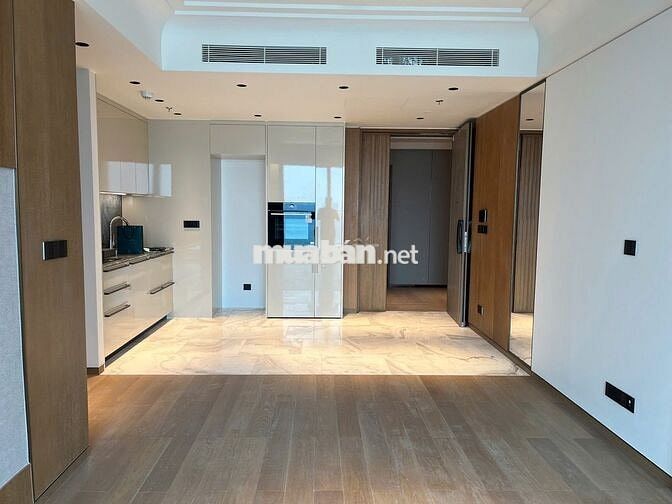 GỬI ANH CHỊ CĂN GRAND MARINA CẦN BÁN, NỘI THẤT DÍNH TƯỜNG DỄ DECOR