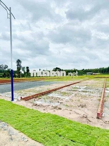 500m2 - Sẵn thổ cư - Ngay trường học - Xây dựng tự do - ký cc ngay