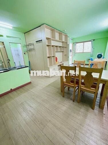 cho thuê Ehome4 ,căn góc 41,3m2 ,full nội thấtgiá 4tr/1thang.