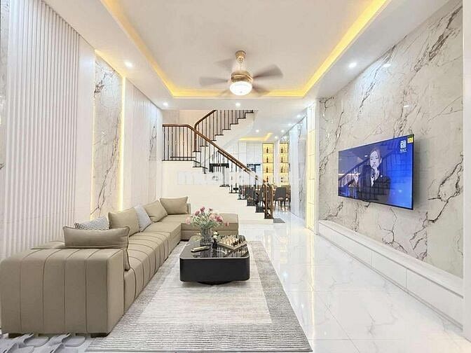 Cần tiền bán gấp nhà Kim Ngưu - 46m2 full nội thất xịn - sổ đỏ ssgd