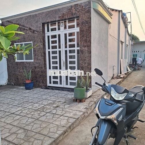 Bán Gấp Nhà Trọ Giá Rẻ 230m2, 5 căn trọ, 1 nhà ở 100m2, tp Hồ Chí Minh