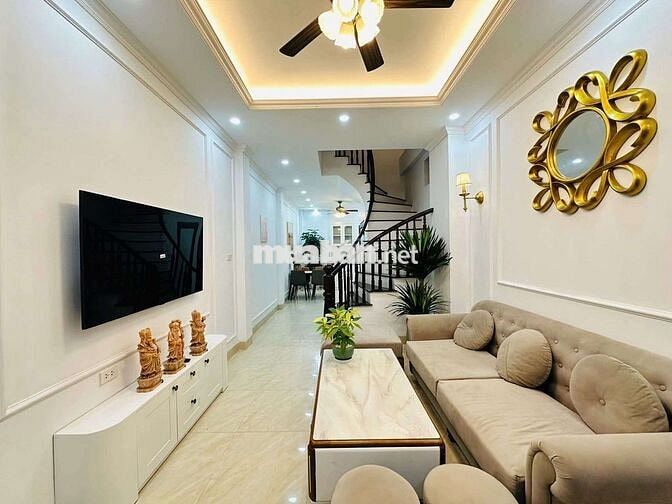 SIÊU PHẨM TÂY MỖ - OTO ĐỖ CỔNG - FULL NỘI THẤT - GẦN PHỐ KINH DOANH