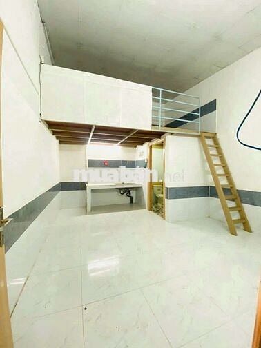 CHO THUÊ PHÒNG TRỌ 20M2 CÓ GÁC NGAY TRẠM DỪNG CHÂN CẦU CẦN THƠ 1.7TR
