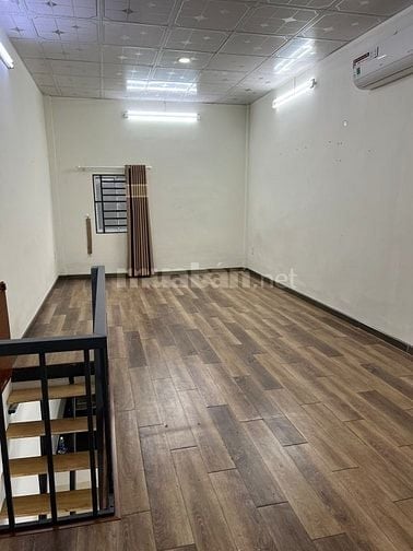 Sát chợ Bến Thành 8 triệu 45m2