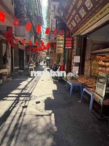 Chính chủ chị gái nhờ bán căn nhà Mặt Phố Chính Kinh , Thanh Xuân