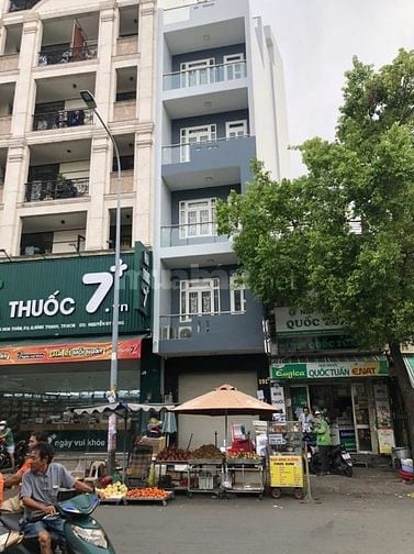 Bán nhà mặt tiền LÊ VĂN DUYỆT, Q.BT, DT:4X14m(NH: 7.7mKC: 6 tầng: 