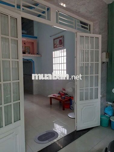 Bán nhà bên Bình Hưng. Giá 1 tỷ 680 triệu/ 50m2. Nhà 1 trệt, 1 lầu