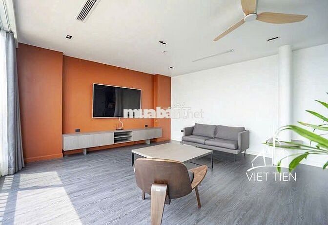 Cho thuê 3N3WC1K Trịnh Công Sơn,180m2. full đồ, thang máy giá 30 triệu